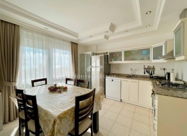 Bright two bedroom furnished apartment 115 m2, with sea view, with jacuzzi, 450 meters from the beach, in the center of Alanya ID-12758 фото-6