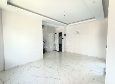 New two-level three-bedroom apartment, 120m², in a new building in Oba, Alanya ID-16222 фото-4