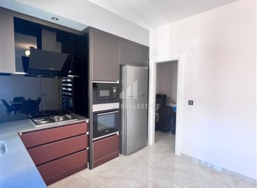 Furnished apartment 2+1, 107m², with glazed balcony, in a residence with facilities, Mahmutlar, Alanya ID-16255 фото-6