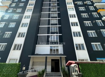 Inexpensive one bedroom furnished apartment, with fine finishing in a new residential residence, Mahmutlar, Alanya ID-16294 фото-1