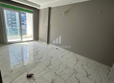 Inexpensive one bedroom furnished apartment, with fine finishing in a new residential residence, Mahmutlar, Alanya ID-16294 фото-2