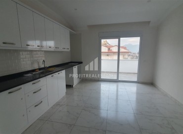 Duplex penthouse 4+1 with separate kitchen, 180 m², in a small residence with a swimming pool in the center of Alanya ID-16299 фото-1