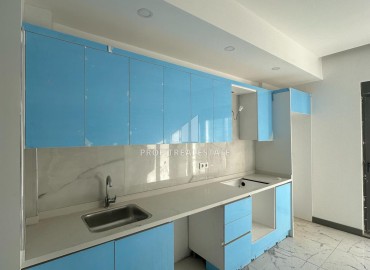 Новая трехкомнатная квартира 94 м2, с теплыми полами по всей квартире в новом комплексе, в Авсалларе, Аланья ID-11504 фото-2