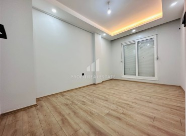 Недорогая трехкомнатная квартира без мебели в новом доме городского типа, Кепез, Анталья ID-16353 фото-17