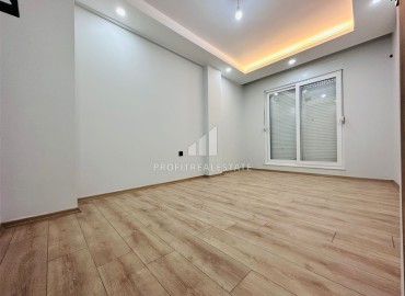 Недорогая трехкомнатная квартира без мебели в новом доме городского типа, Кепез, Анталья ID-16353 фото-18