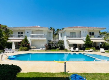 Furnished villa 3+1, 130m², in a gated residence of townhouses in the Kemer area of Antalya. Suitable for residence permit ID-16382 фото-1