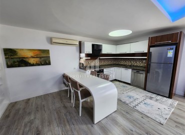 Elegant, ready to move in, penthouse 3+1, 180m², with magnificent views in Mahmutlar 500m from the sea, Alanya ID-16391 фото-4
