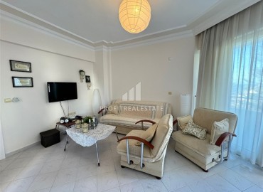 Меблированная квартира с двумя спальнями и отдельной кухней, 115м², в 100м от моря в Махмутларе, Алания ID-16406 фото-2