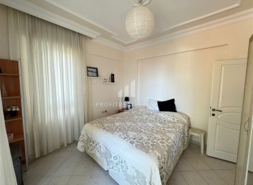 Меблированная квартира с двумя спальнями и отдельной кухней, 115м², в 100м от моря в Махмутларе, Алания ID-16406 фото-11
