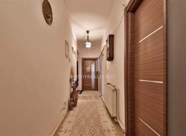 Cozy two bedroom apartment without furniture, with a separate kitchen and gas heating, Muratpasa, Antalya ID-16441 фото-5