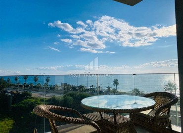 Furnished 1+1 apartment with sea views in a premium residential residence on the first coastline, Mahmutlar, Alanya ID-16448 фото-12