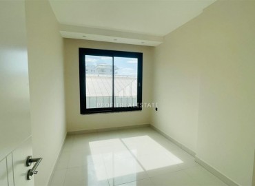Трёхкомнатная квартира 90м², без мебели, в современной новостройке в 500 метрах от моря, Махмутлар, Аланья ID-16479 фото-11