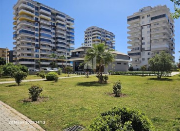 Two bedroom apartment with sea view for citizenship, 100m², unfurnished, on the first coastline in Mahmutlar, Alanya ID-16507 фото-1