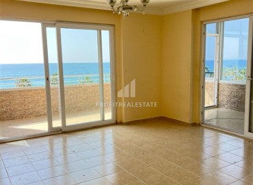 Two bedroom apartment with sea view for citizenship, 100m², unfurnished, on the first coastline in Mahmutlar, Alanya ID-16507 фото-2
