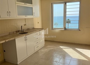 Two bedroom apartment with sea view for citizenship, 100m², unfurnished, on the first coastline in Mahmutlar, Alanya ID-16507 фото-3
