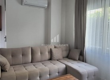 Furnished one bedroom apartment, 45m², in a new building with a swimming pool in the center of Alanya, 100m from the sea ID-16516 фото-3