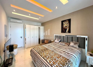 Luxurious view furnished penthouse 3+1, in a premium residential residence in the center of Mahmutlar, Alanya ID-16521 фото-8