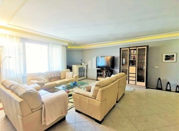 Three bedroom apartment, 145m², in a residence with a swimming pool in Oba, Alanya, 150m from the sea ID-16538 фото-3