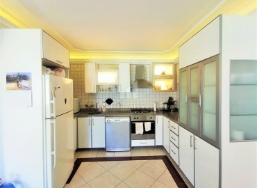 Three bedroom apartment, 145m², in a residence with a swimming pool in Oba, Alanya, 150m from the sea ID-16538 фото-5