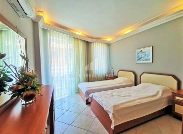 Three bedroom apartment, 145m², in a residence with a swimming pool in Oba, Alanya, 150m from the sea ID-16538 фото-15