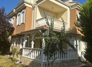 Three-storey furnished villa with four bedrooms, 160m², in a cozy residence in Alanya Incekum. ID-16549 фото-1