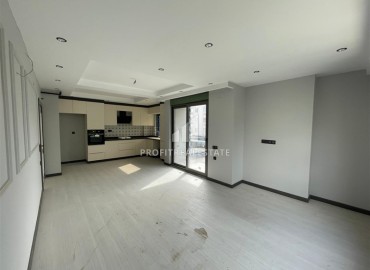 Светлая трехкомнатная квартира в чистовой отделке, встроенной кухней и техникой, без мебели, Муратпаша, Анталья ID-16552 фото-2