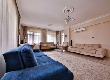 Three bedroom apartment with separate kitchen, 175m², in a residence with facilities in Lara area, Antalya ID-16564 фото-4