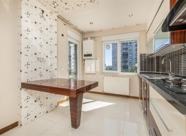 Газифицированная квартира 3+1, 165м², с отдельной кухней и остекленными балконами в Анталии, Коньяалты ID-16575 фото-5