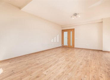 Газифицированная квартира 3+1, 165м², с отдельной кухней и остекленными балконами в Анталии, Коньяалты ID-16575 фото-9