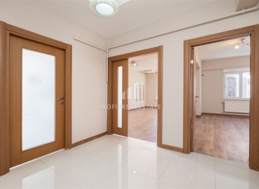 Газифицированная квартира 3+1, 165м², с отдельной кухней и остекленными балконами в Анталии, Коньяалты ID-16575 фото-12