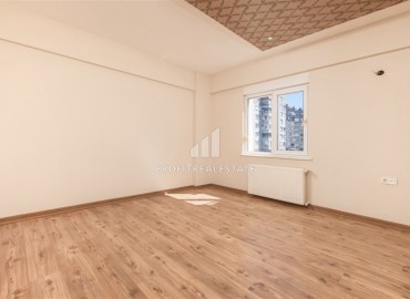 Газифицированная квартира 3+1, 165м², с отдельной кухней и остекленными балконами в Анталии, Коньяалты ID-16575 фото-15
