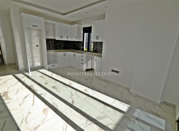 Unfurnished one bedroom apartment, fully finished, in a new building with facilities, Mahmutlar, Alanya ID-16577 фото-3