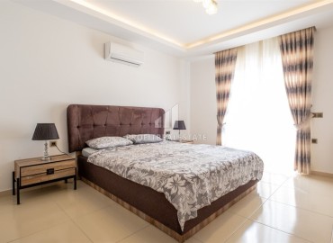Furnished 2+1 apartment with a stylish interior, 500 meters from the sea, in a residence with facilities, Mahmutlar, Alanya ID-16578 фото-3