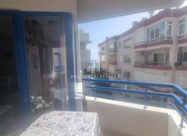 Cozy furnished apartment 1+1, 60m², for residence permit in the center of Alanya, 10m from Cleopatra Beach ID-16591 фото-13