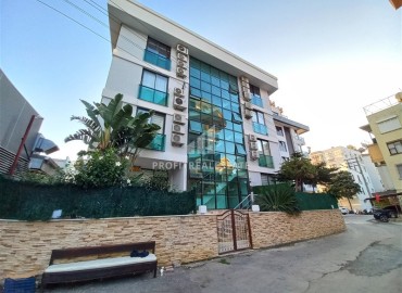Bright furnished apartment for residence permit, 2+1, 150 meters from the sea, in the very center of Alanya ID-16596 фото-1