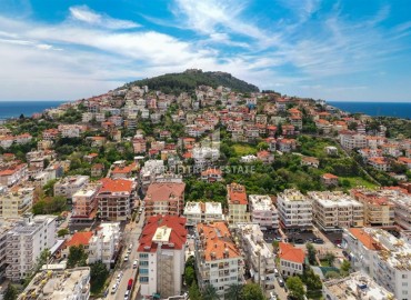 Cozy two bedroom apartment with separate kitchen, 75m², with stunning views in the center of Alanya, in Kale ID-16686 фото-19