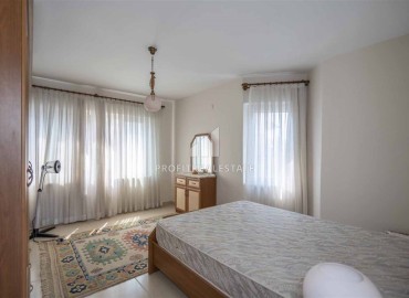 Three-storey furnished villa 4+1, suitable for obtaining Turkish citizenship, Konakli, Alanya ID-16705 фото-10