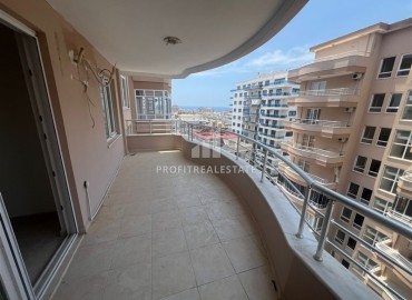 View apartment with two bedrooms, 115m², with an excellent location 300m from the sea in Mahmutlar, Alanya ID-16709 фото-13