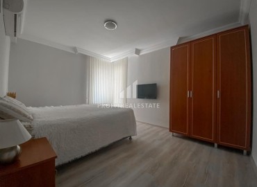 Two bedroom furnished apartment for a residence permit, with an interior in light colors and a glazed balcony, Cikcilli, Alanya 16760 ID-16760 фото-11