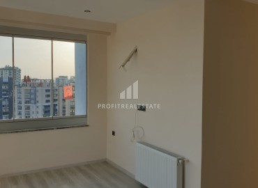 Квартира с двумя спальнями, 80м², в новом комфортабельном комплексе в районе Енишехир, Чифтликкёй ID-16774 фото-3