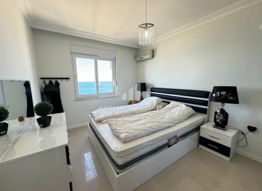 Stunning furnished apartment with sea views, 2+1, 120m², on the first coastline, Mahmutlar, Alanya ID-16785 фото-10