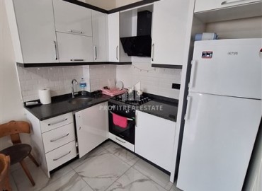 Hot offer! Inexpensive furnished one-bedroom apartment 500 meters from the sea, Mahmutlar, Alanya ID-16245 фото-4