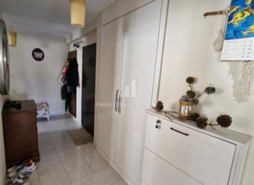 Inexpensive resale property: two bedroom apartment with separate kitchen, 95m², 200m from the sea in Mahmutlar ID-16818 фото-12