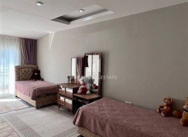 View furnished penthouse 3+1, 184m², in a cozy residence in the eastern part of Mahmutlar, Alanya ID-16864 фото-8