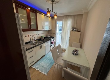 Alanya center: furnished two bedroom apartment with separate kitchen, 85m², in an urban house 200m from the sea ID-16962 фото-4