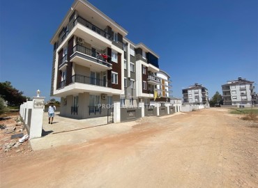 Two bedroom apartment with separate kitchen, 90m² in a modern house in Antalya, Kepez district, Varsak ID-17028 фото-1