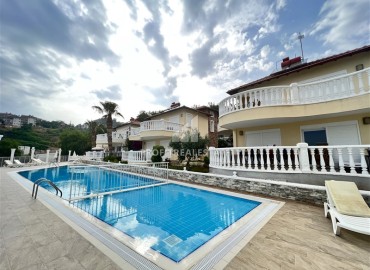 Two-storey furnished three-bedroom villa, 190m², with stunning views in Tepe, Alanya ID-17036 фото-16