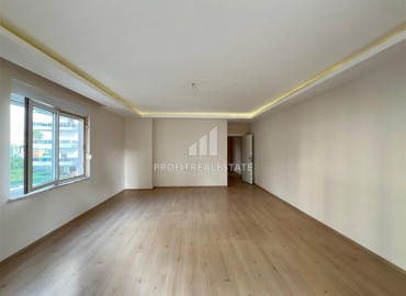 Four bedroom linear apartment, 240m², with citizenship option, in the eastern part of Mahmutlar, Alanya ID-17064 фото-5