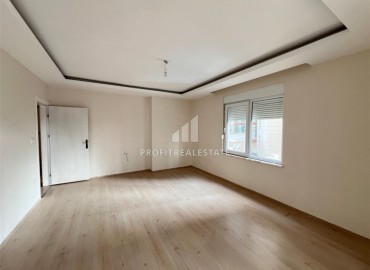 Four bedroom linear apartment, 240m², with citizenship option, in the eastern part of Mahmutlar, Alanya ID-17064 фото-13