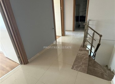 Garden duplex 4+1 with separate kitchen, 200m², in a residence with facilities in Antalya, Kepez district ID-17085 фото-8